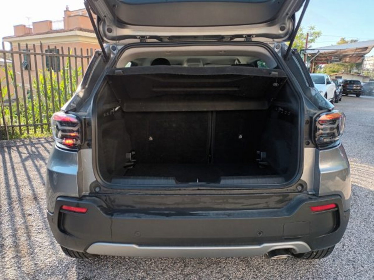 Jeep Avenger 1.2 turbo Altitude fwd 100cv (16)