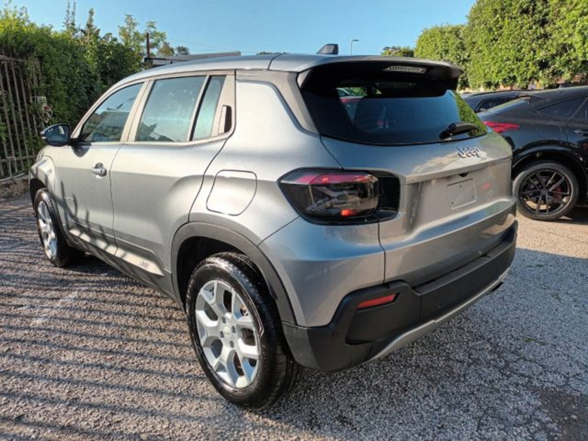 Jeep Avenger 1.2 turbo Altitude fwd 100cv (4)
