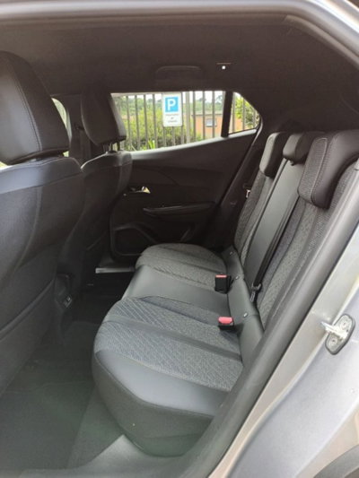 Peugeot 2008 50 kWh Allure (8)