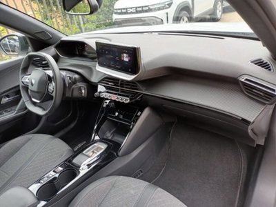 Peugeot 2008 50 kWh Allure (11)