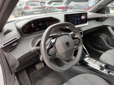Peugeot 2008 50 kWh Allure (12)