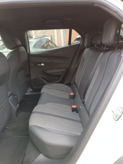 Peugeot 2008 50 kWh Allure (8)