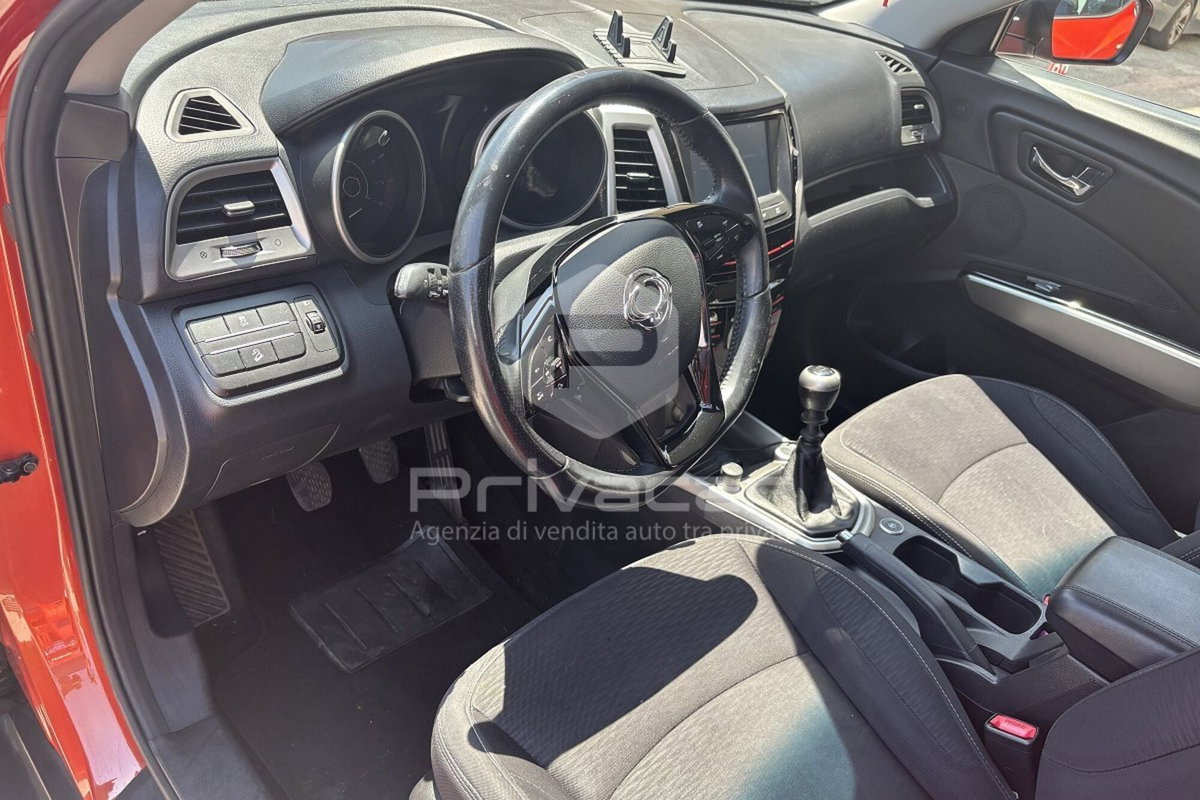 Ssangyong Tivoli 1.6 2WD Juice (9)