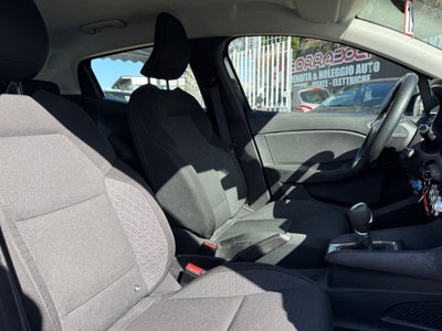 Renault Clio Full Hybrid E-Tech 140 CV 5 porte Initiale Paris (12)