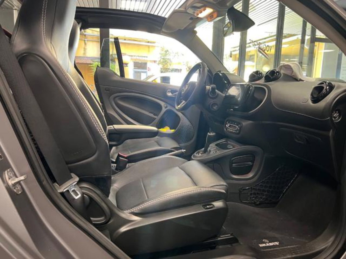 smart Fortwo Cabrio EQ cabrio BRABUS Style (8)