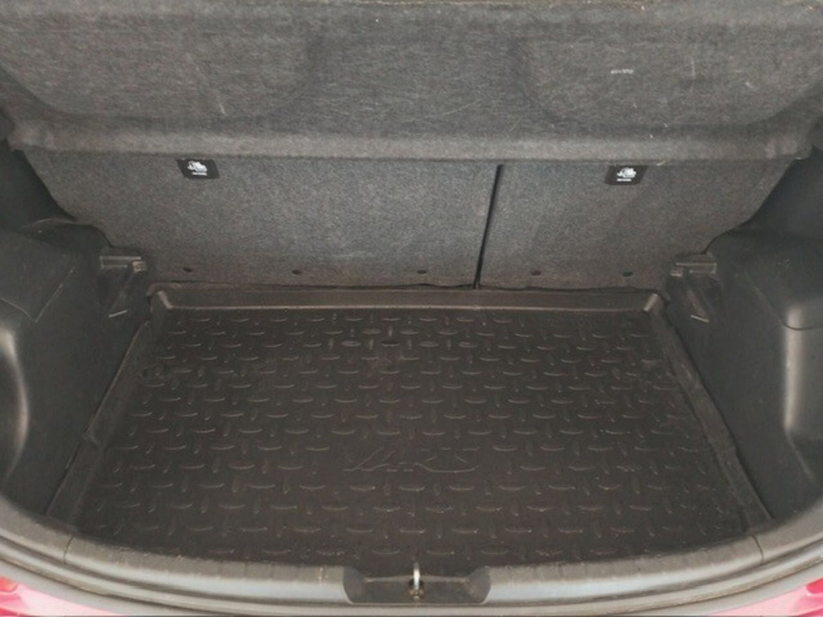 Toyota Yaris 1.5 Hybrid 5 porte Active (10)