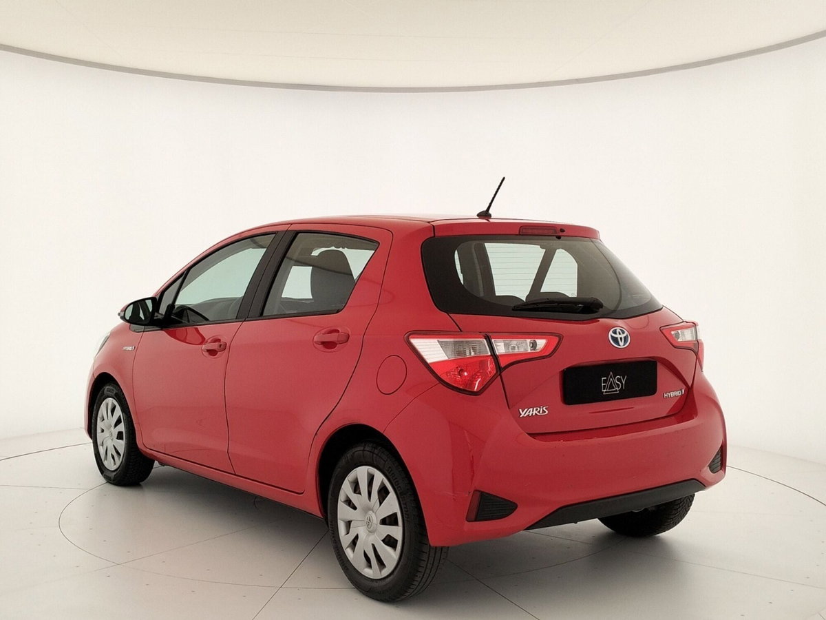 Toyota Yaris 1.5 Hybrid 5 porte Active (6)