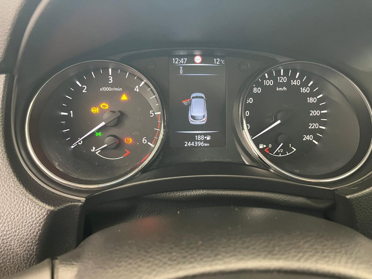 Nissan Qashqai 1.6 dCi DPF 360 (11)