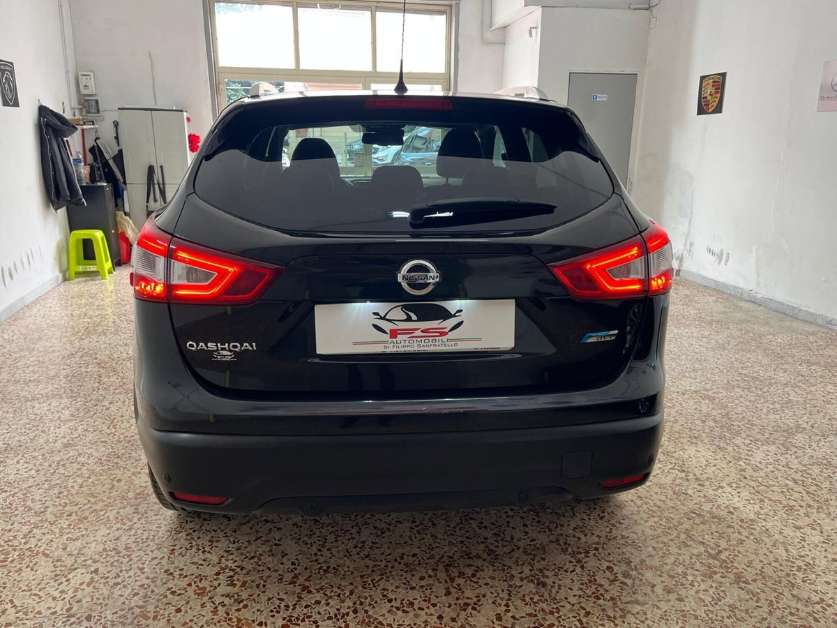 Nissan Qashqai 1.6 dCi DPF 360 (6)