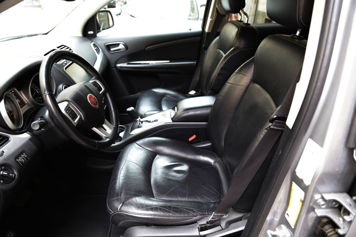 Fiat Freemont 2.0 Mjt 170 CV 4x4 Automatica Lounge (6)