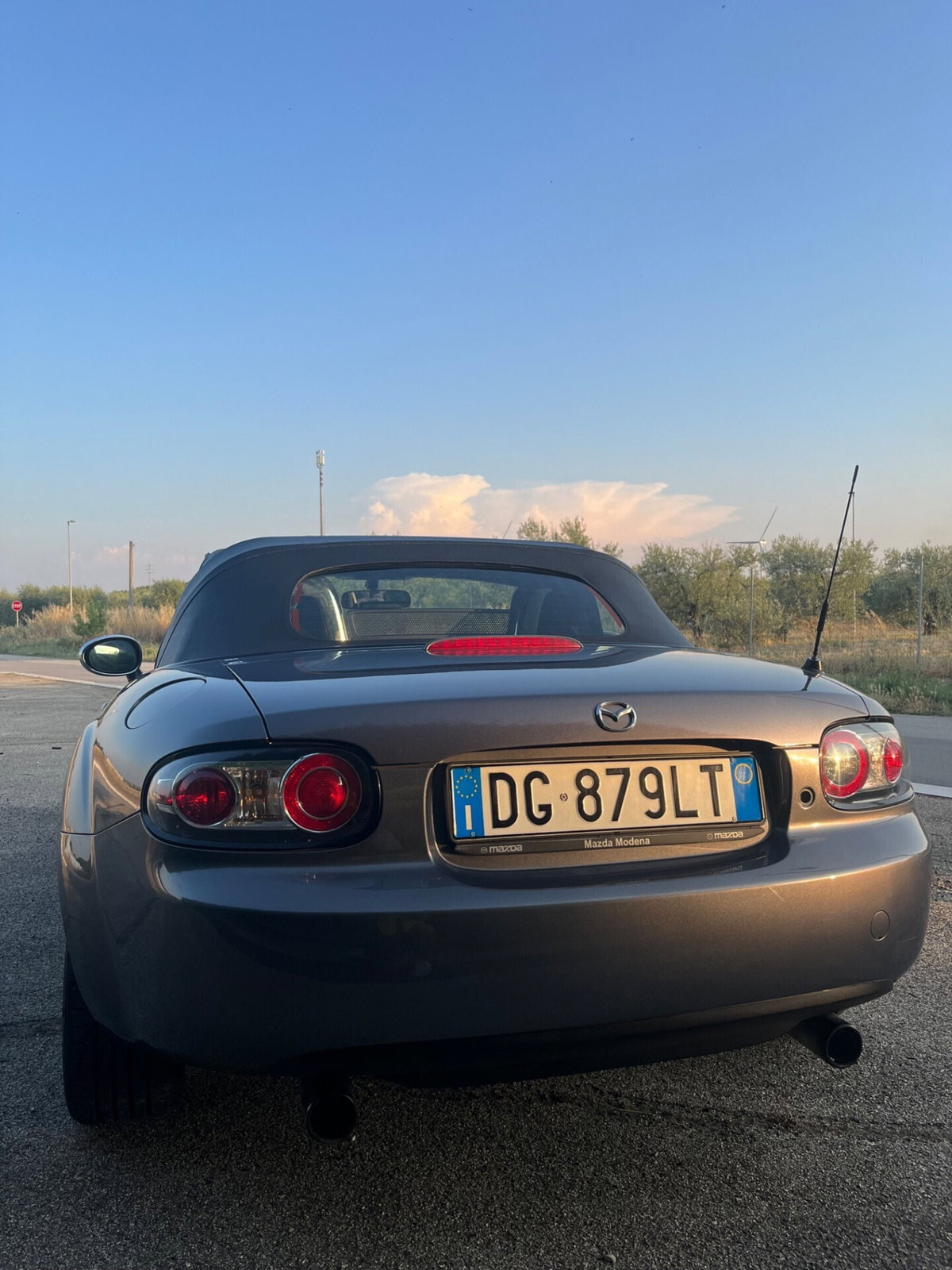 Mazda MX-5 Roadster 1.8L 16V Earth (6)