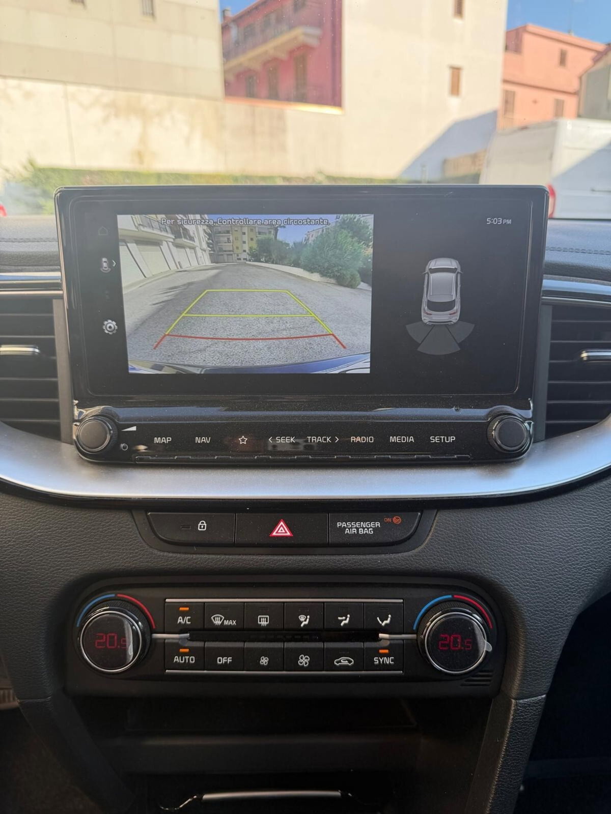 Kia XCeed 1.6 crdi mhev Business 136cv dct (13)