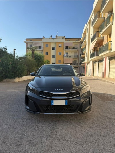 Kia XCeed 1.6 crdi mhev Business 136cv dct (17)