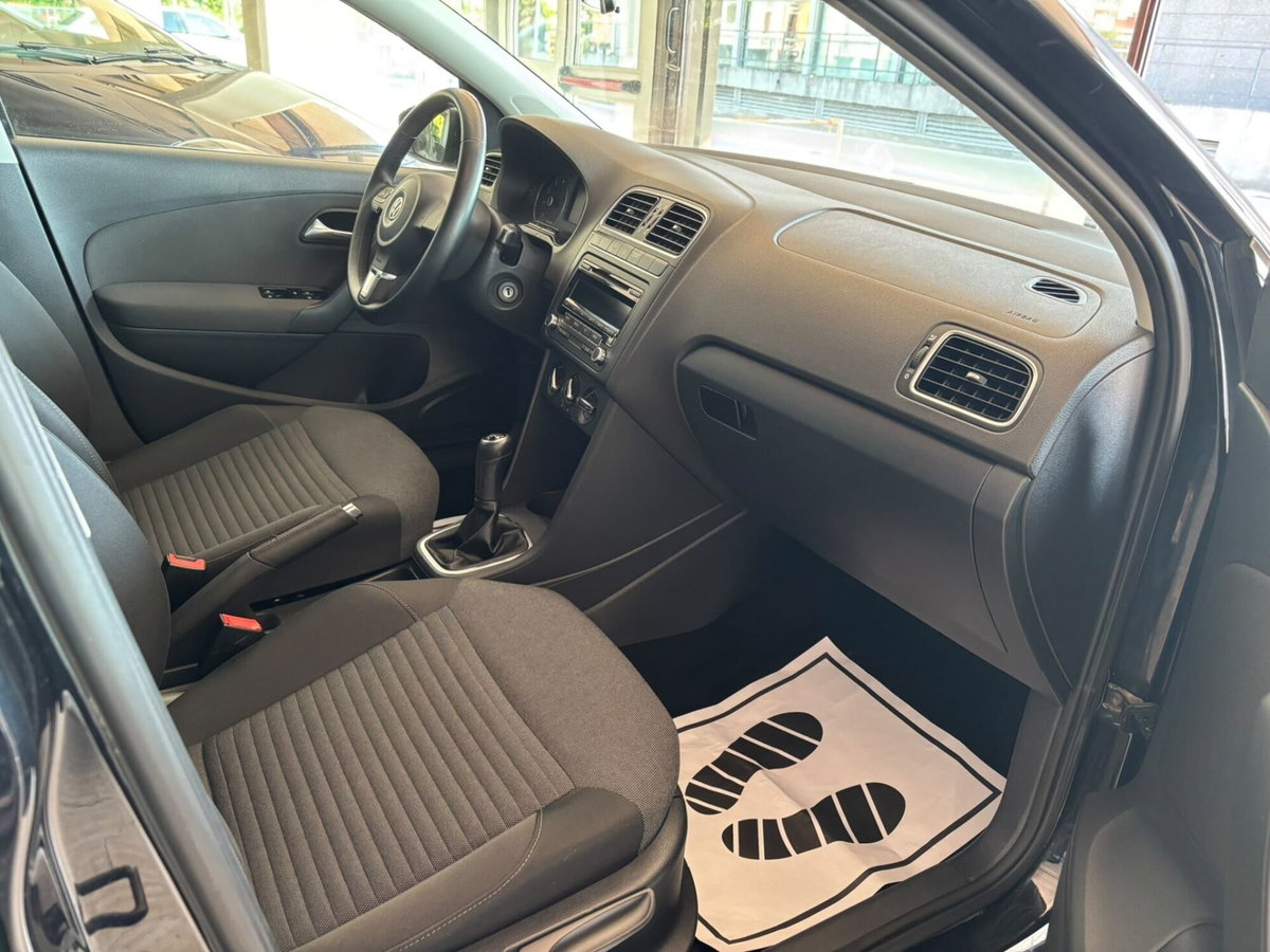 Volkswagen Polo 1.2 70 CV 5p. Comfortline (10)