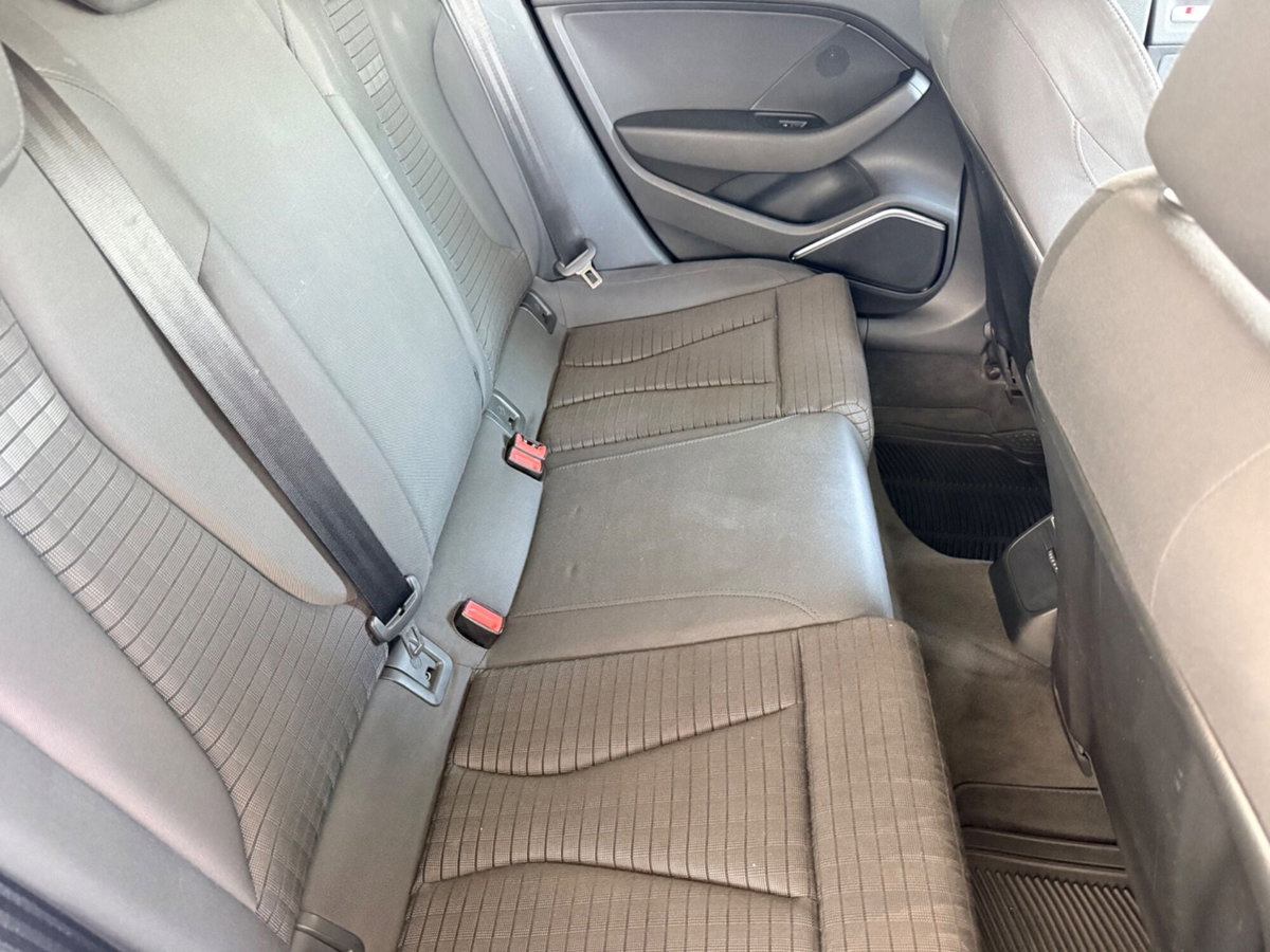 Audi A3 Sportback 2.0 TDI Sport (15)