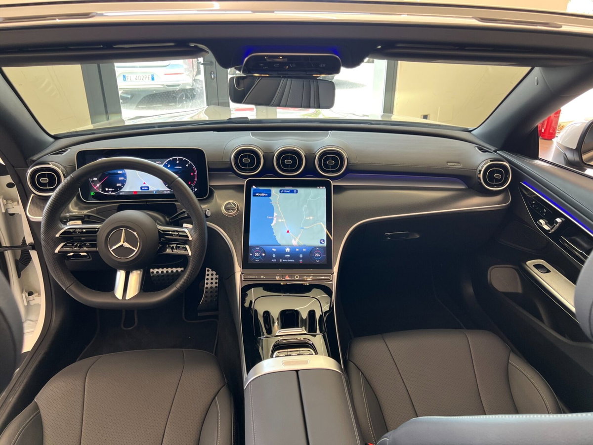 Mercedes-Benz CLE Cabrio 220 d AMG Line Premium Plus auto (12)
