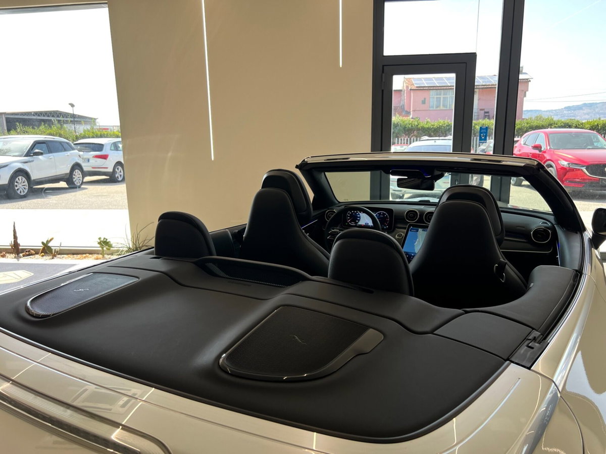 Mercedes-Benz CLE Cabrio 220 d AMG Line Premium Plus auto (6)