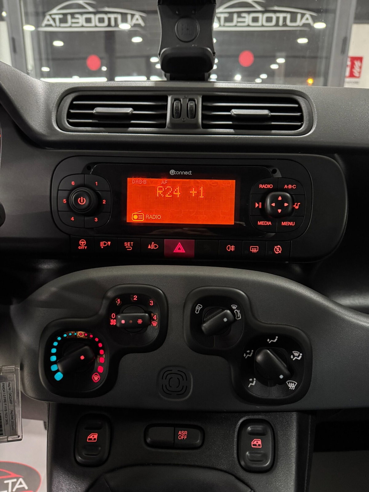 Fiat Panda 1.0 FireFly S&S Hybrid City Life (16)