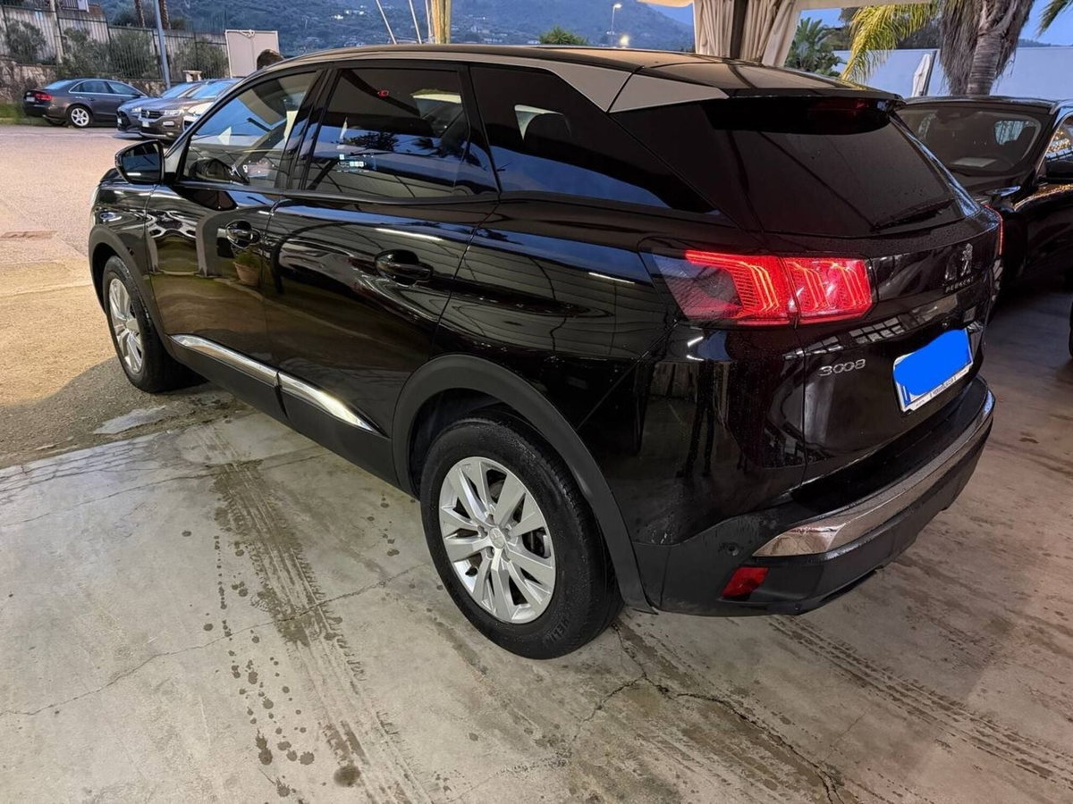 Peugeot 3008 BlueHDi 130 S&S Allure Pack (6)
