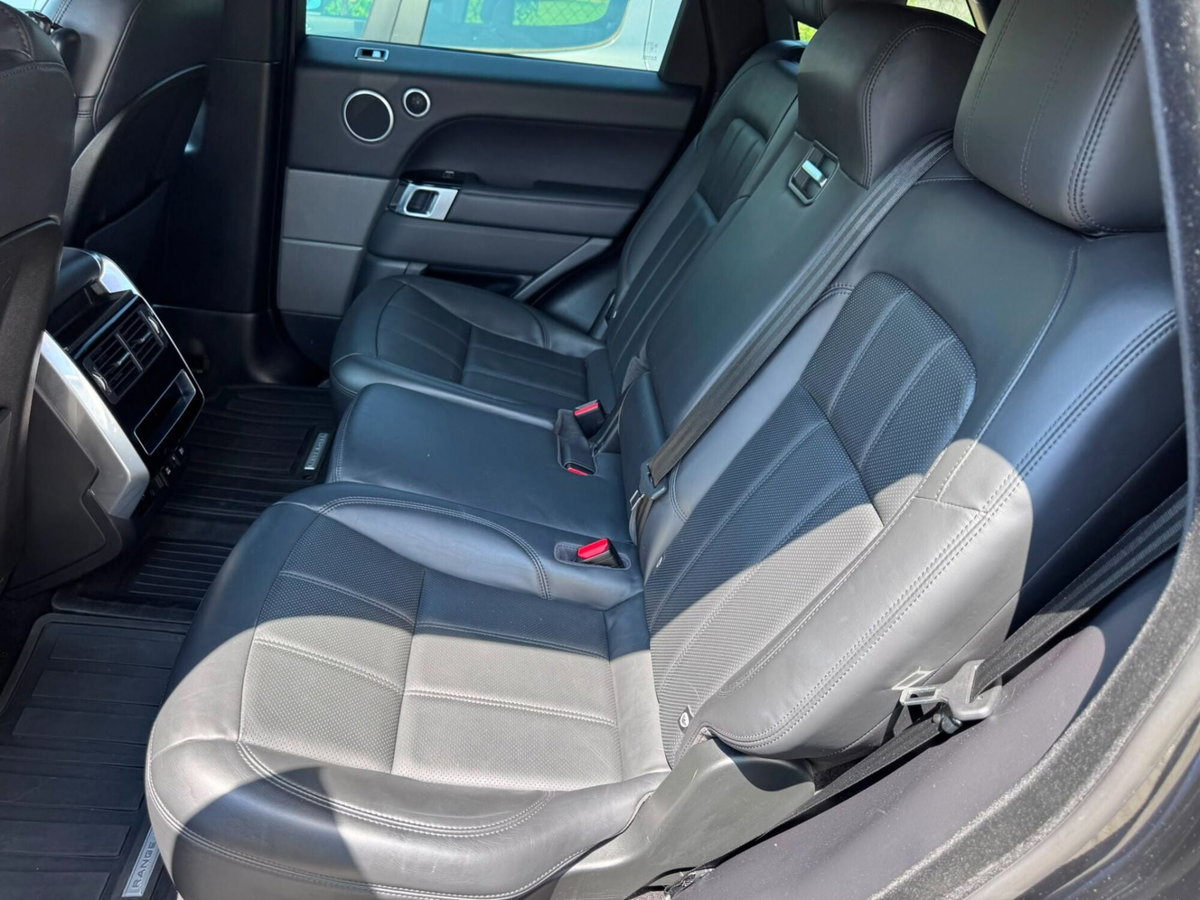 Land Rover Range Rover Sport 3.0 SDV6 249 CV HSE Dynamic (9)