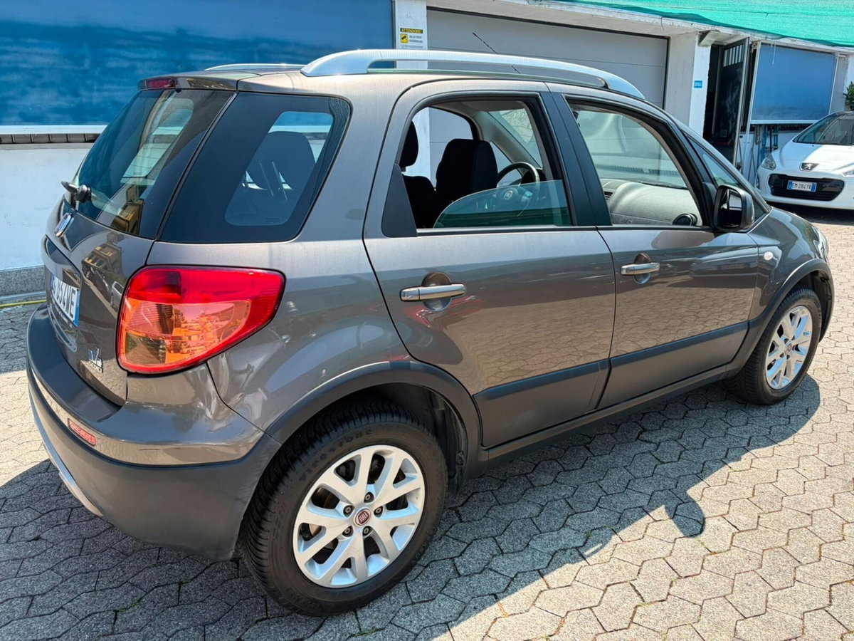 Fiat Sedici 2.0 MJT 16V DPF 4x4 Dynamic (4)