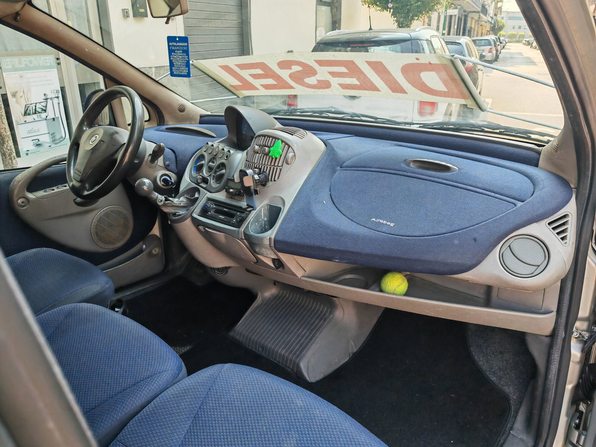 Fiat Multipla 1.9 JTD Family (10)