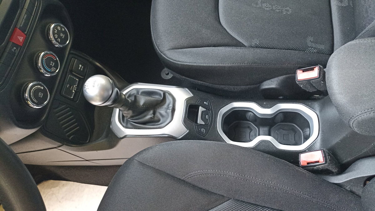 Jeep Renegade 1.6 Mjt 120 CV Longitude (12)