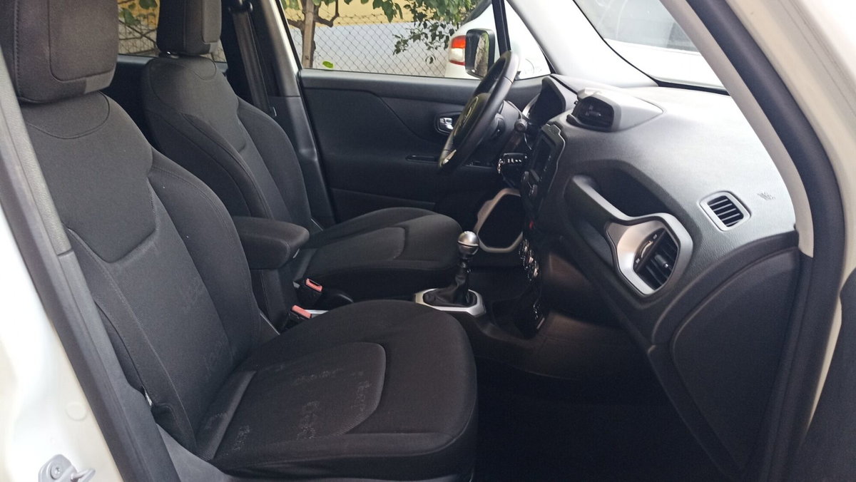 Jeep Renegade 1.6 Mjt 120 CV Longitude (20)