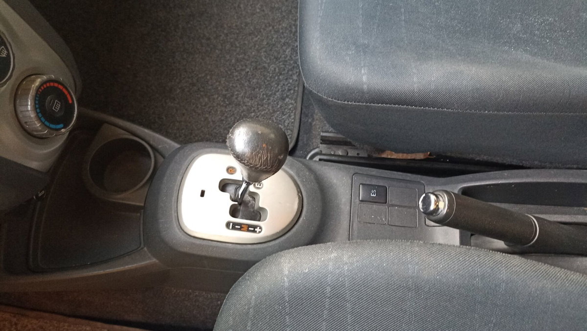 Toyota Yaris 1.D-4D DPF 5 porte M-MT Sol (18)