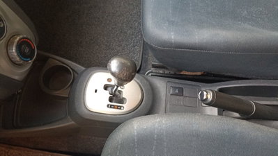 Toyota Yaris 1.D-4D DPF 5 porte M-MT Sol (18)