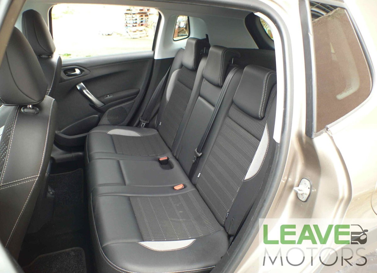 Peugeot 2008 100 S&S Allure (15)