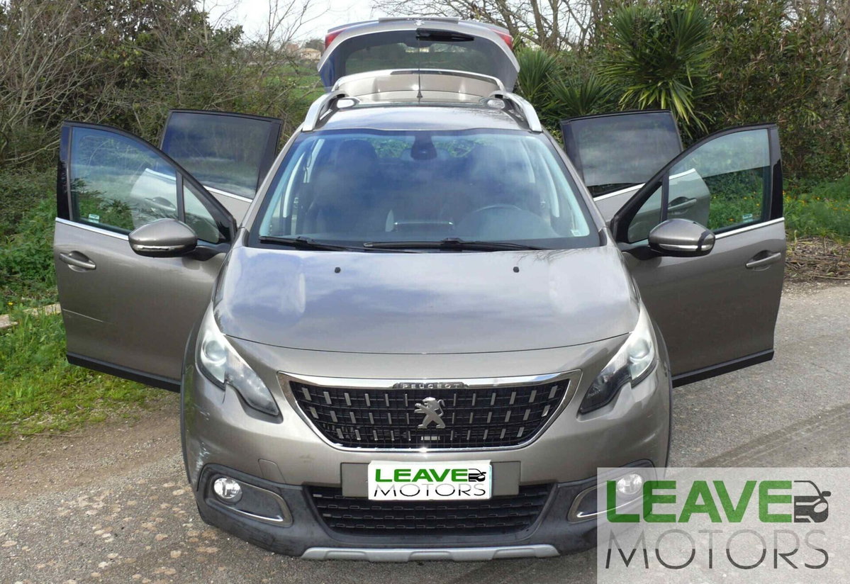 Peugeot 2008 100 S&S Allure (2)