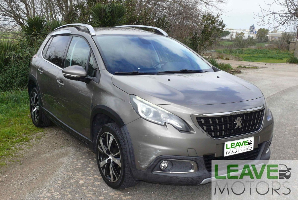 Peugeot 2008 100 S&S Allure (3)