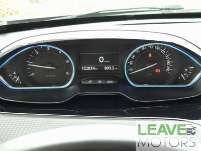Peugeot 2008 100 S&S Allure (9)