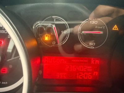 Alfa Romeo Giulietta 1.6 JTDm-2 Progression c/CL (11)