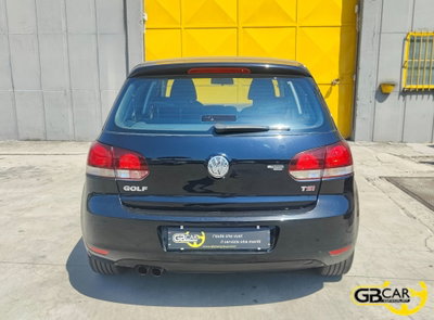 Volkswagen Golf 1.4 TSI 160CV DSG 3p. Highline (2)