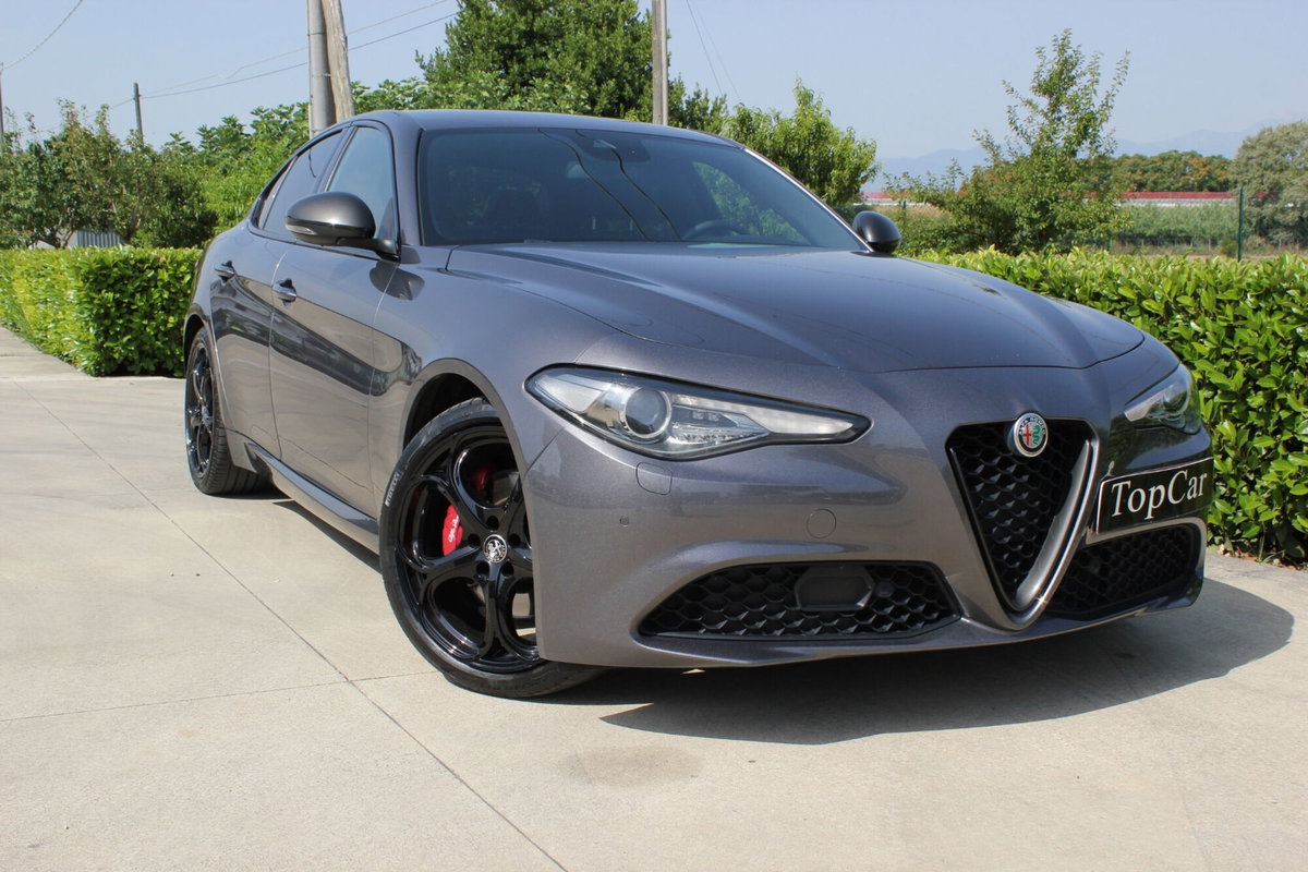 Alfa Romeo Giulia 2.2 Turbodiesel 160 CV AT8 B-Tech (8)