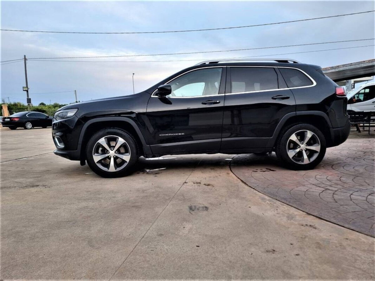 Jeep Cherokee 2.2 Mjt Limited (4)