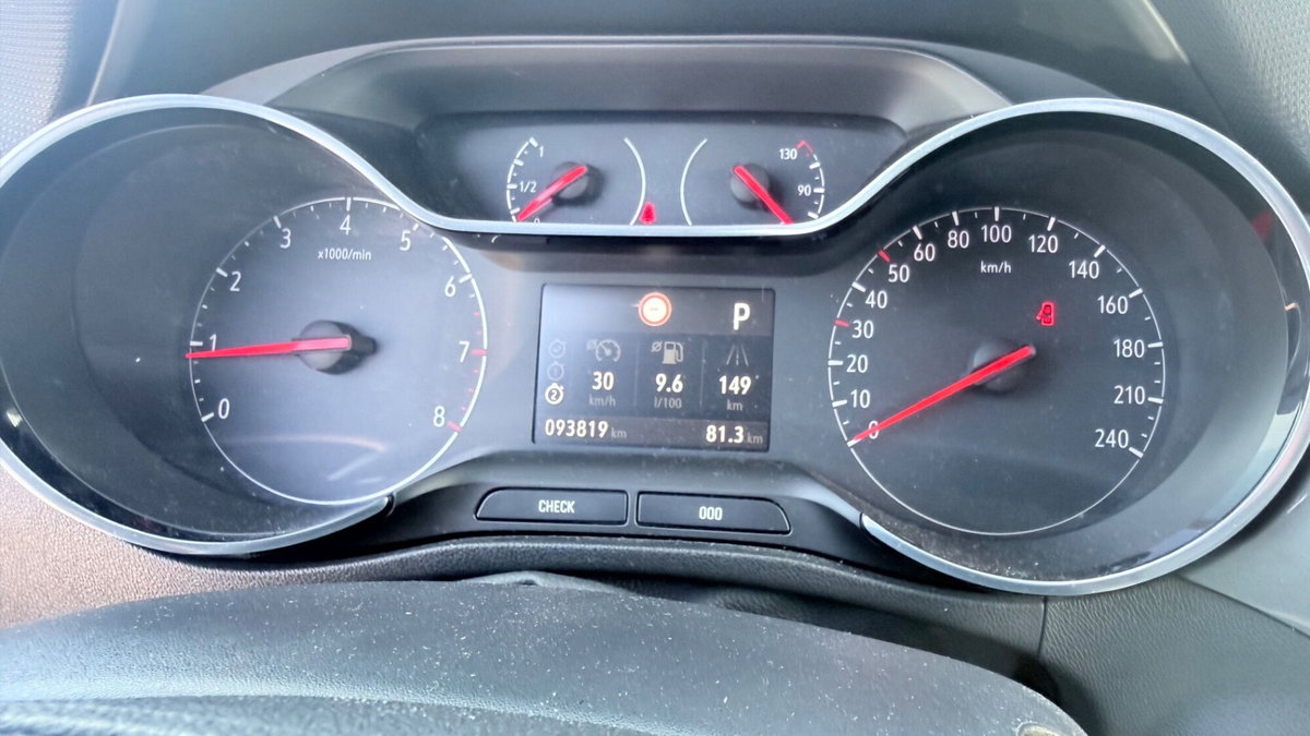 Opel Crossland 1.5 ECOTEC D 120 CV Start&Stop aut. Elegance (18)
