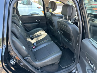 Renault Scenic E-Tech Electric 1.5 dCi 110CV Luxe (13)