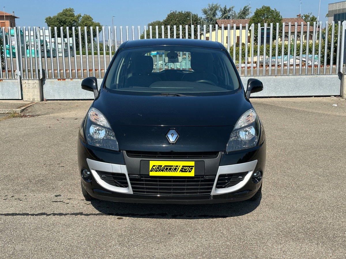 Renault Scenic E-Tech Electric 1.5 dCi 110CV Luxe (2)