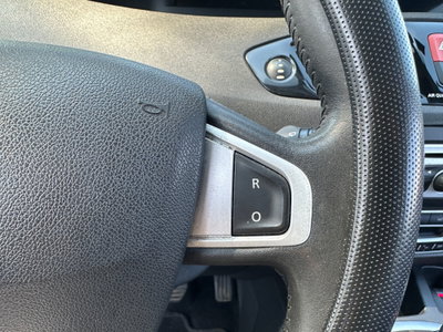 Renault Scenic E-Tech Electric 1.5 dCi 110CV Luxe (20)