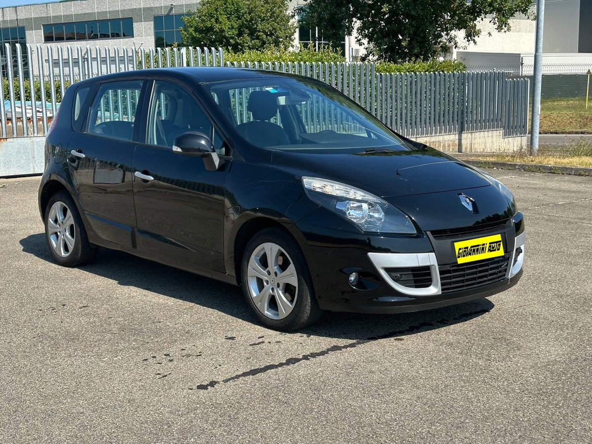 Renault Scenic E-Tech Electric 1.5 dCi 110CV Luxe (3)