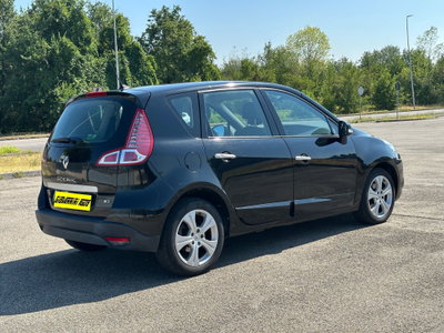 Renault Scenic E-Tech Electric 1.5 dCi 110CV Luxe (5)