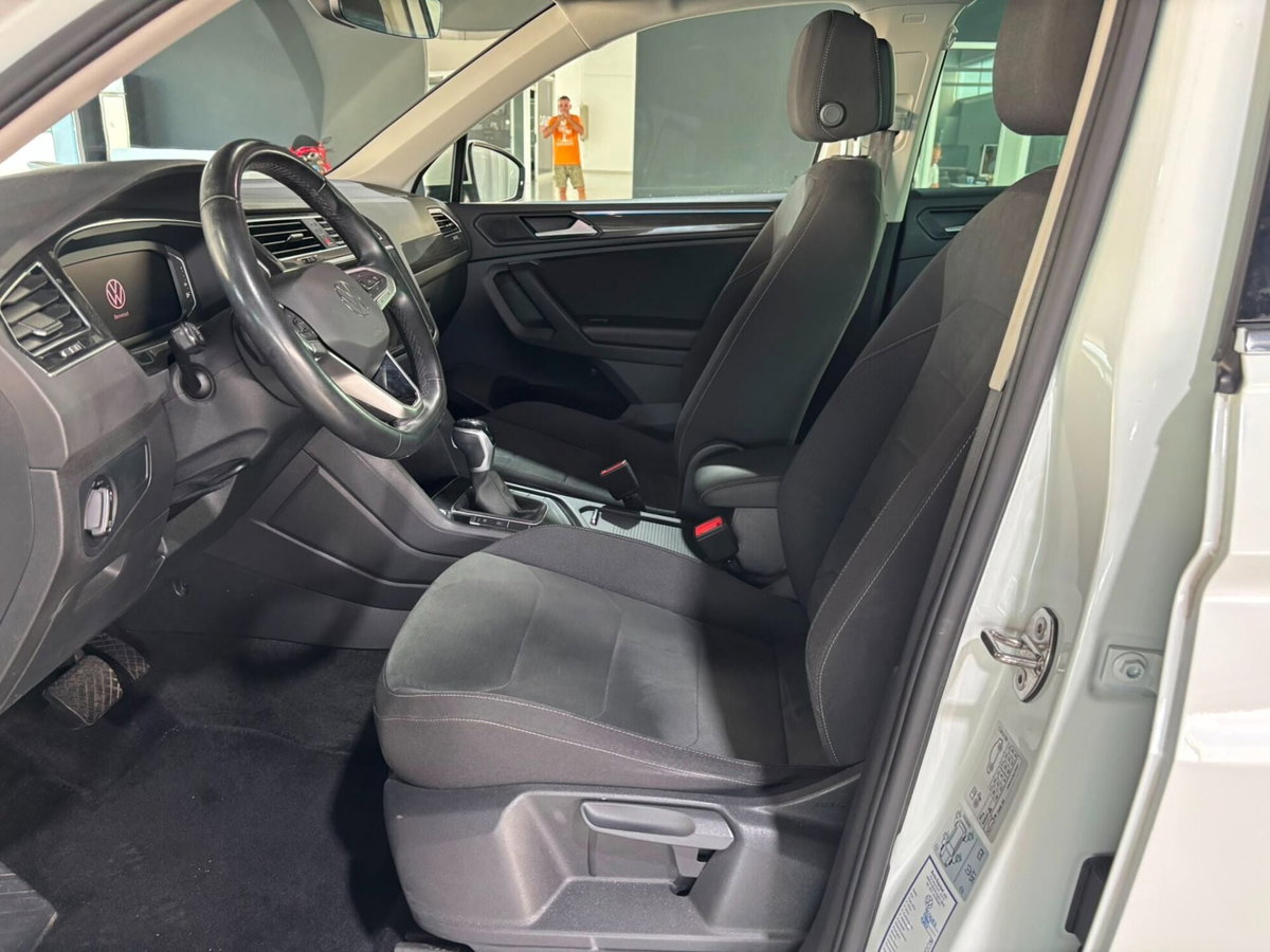 Volkswagen Tiguan 2.0 TDI 150 CV SCR DSG 4MOTION Elegance (10)
