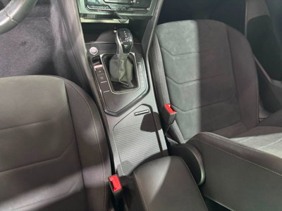 Volkswagen Tiguan 2.0 TDI 150 CV SCR DSG 4MOTION Elegance (16)