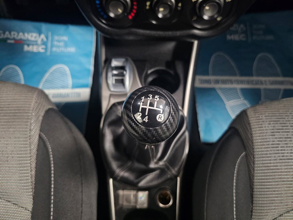Alfa Romeo MiTo 1.4 78 CV Junior (10)