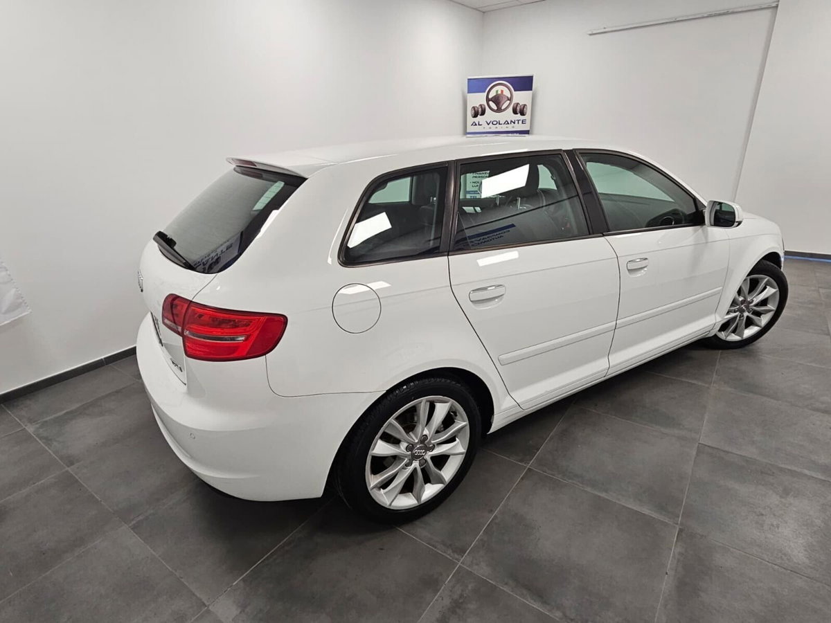 Audi A3 Sportback 1.8 TFSI Ambition (4)