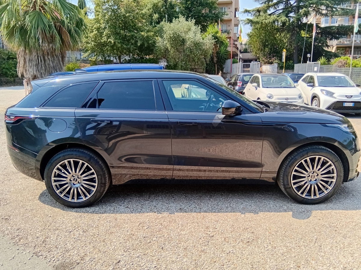 Land Rover Range Rover Velar 2.0D I4 240 CV R-Dynamic SE (7)