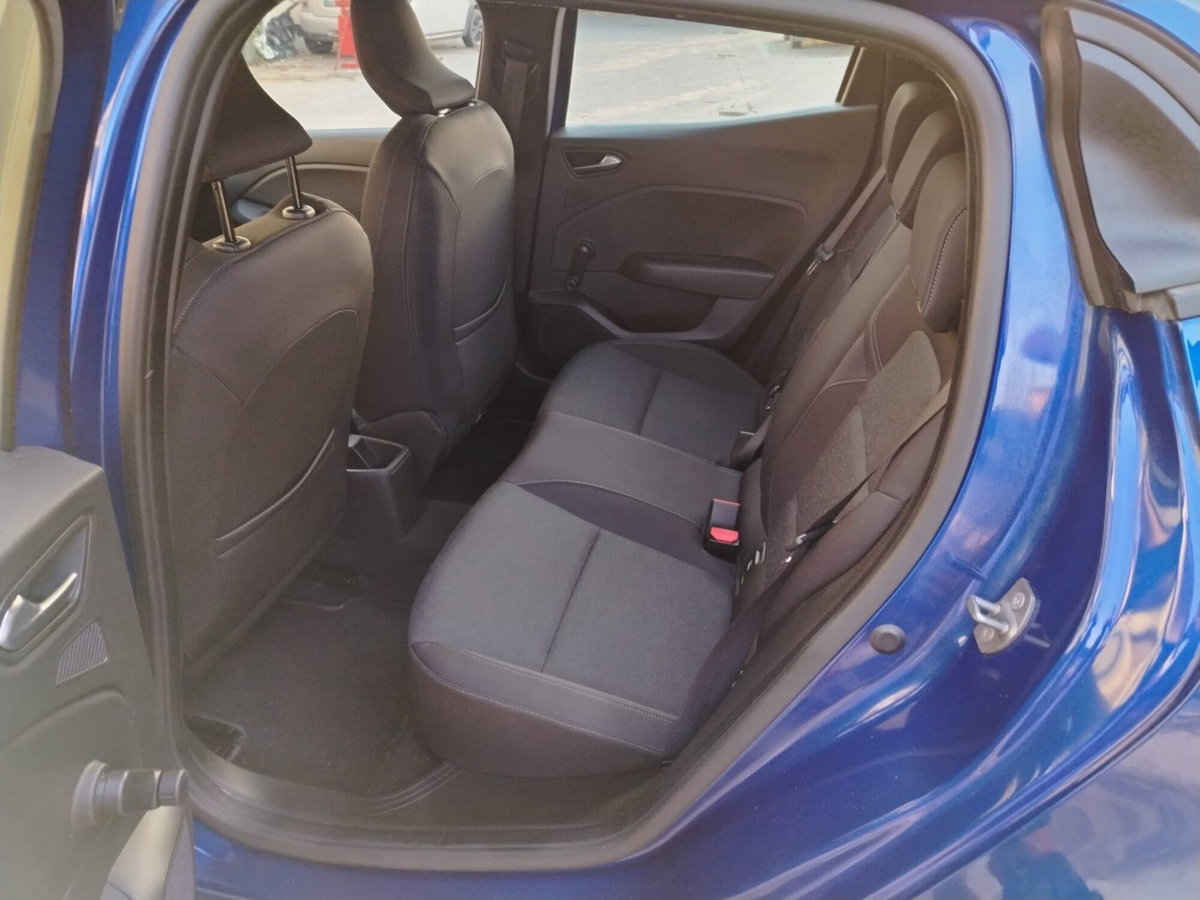 Renault Clio TCe 90 CV 5 porte Equilibre (5)